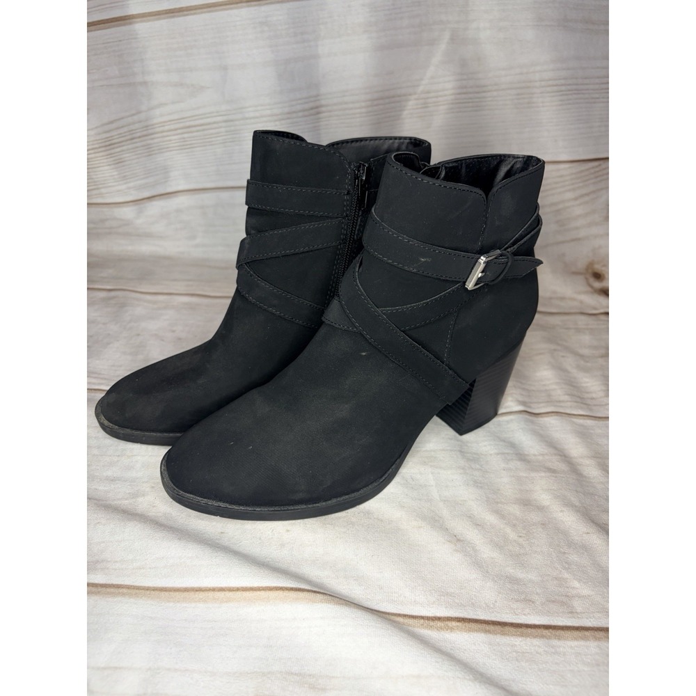 Me Too Faux Suede Ankle Boots Buckle Strap‎ Black Womans 9.5 Block Heel Classic